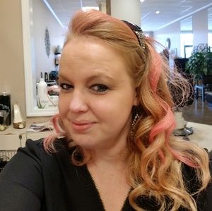 Meet your Posher, Janna